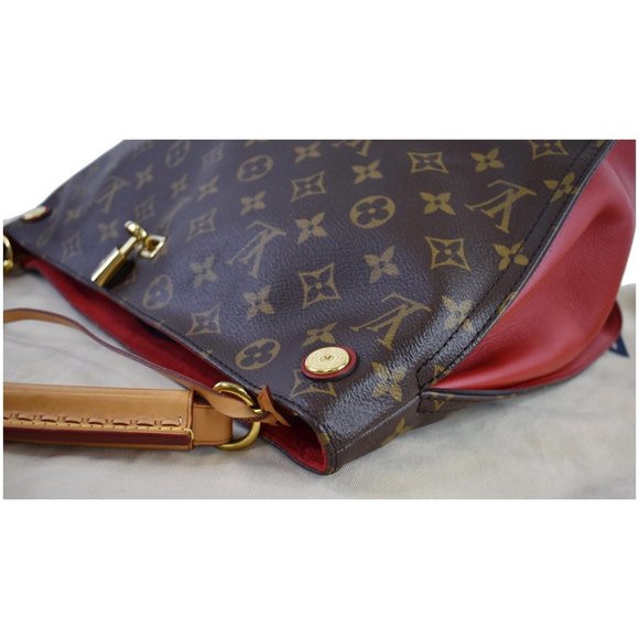 Louis Vuitton Gaia Monogram Canvas Shoulder Bag - Picture 6 of 12